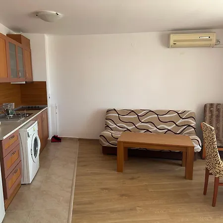 Riviera By Kalina Resort, Апартамент Равда