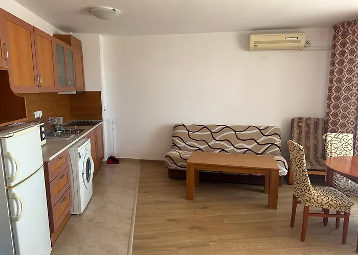 Riviera By Kalina Resort, Апартамент Равда