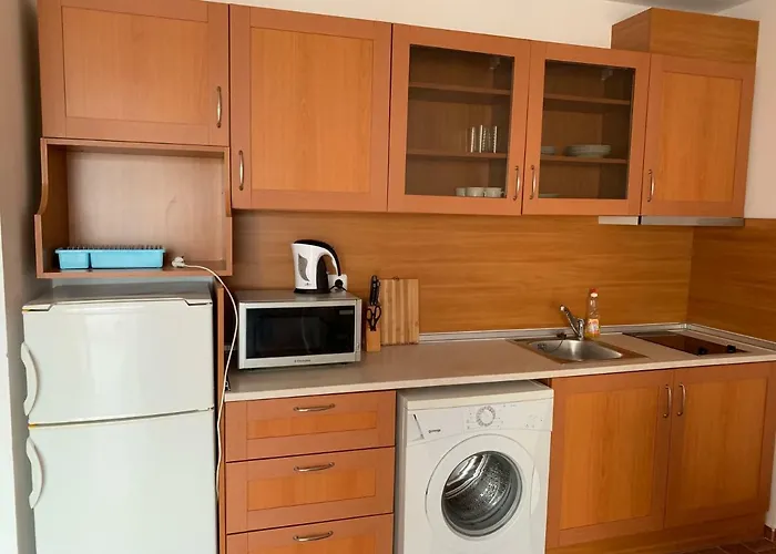 Апартамент Riviera By Kalina Resort,