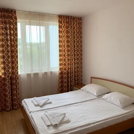 Riviera By Kalina Resort, アパート *