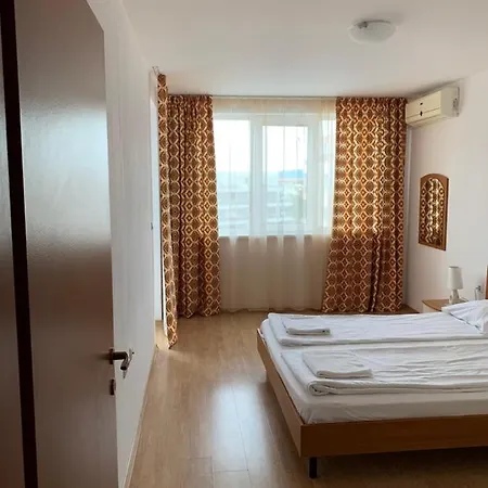 アパート Riviera By Kalina Resort, ラヴダ