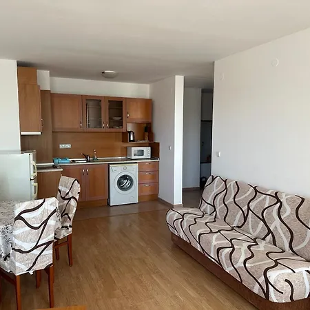 アパート Riviera By Kalina Resort, *