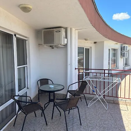 Riviera By Kalina Resort, アパート *