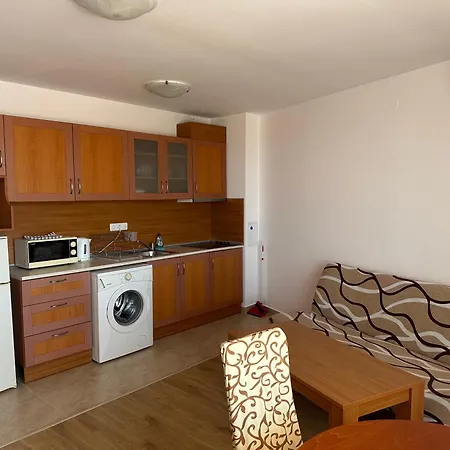 Riviera By Kalina Resort, アパート *