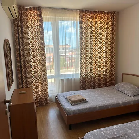 アパート Riviera By Kalina Resort, *