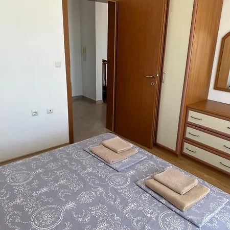 アパート Riviera By Kalina Resort,