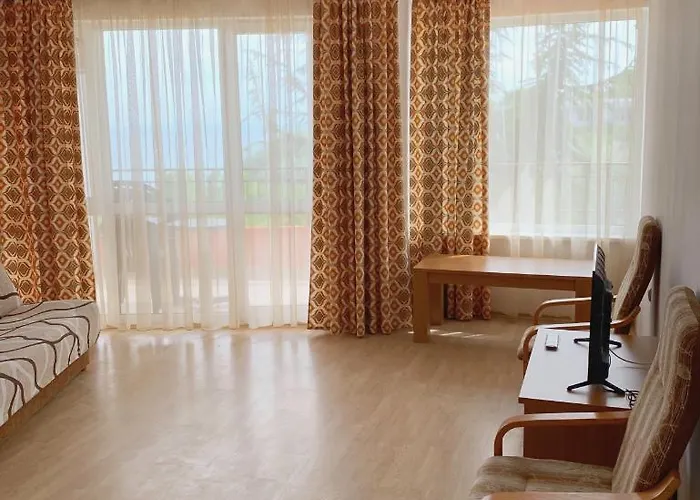 Апартамент Riviera By Kalina Resort,