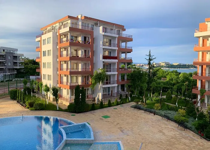 Апартамент Riviera By Kalina Resort, *